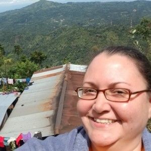 Meet your Posher, April